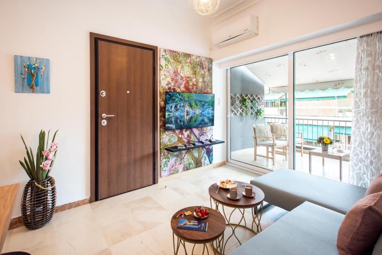 Blue Ark Boho Stay At Acropolis Athens Exterior photo